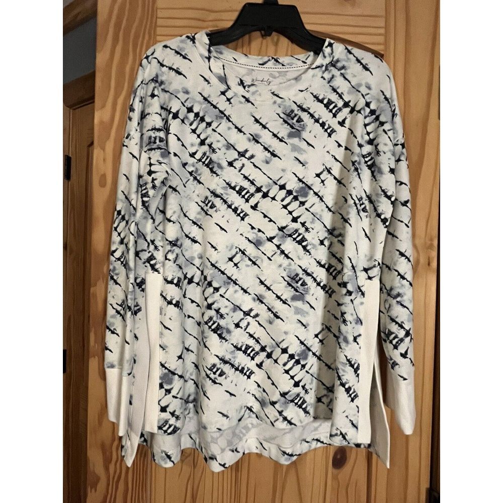 Wonderly Blue White Oversized‎ Sweatshirt Small
